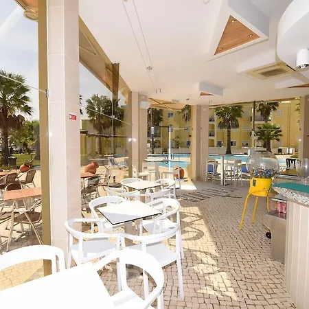 Praia Da Lota Apartments