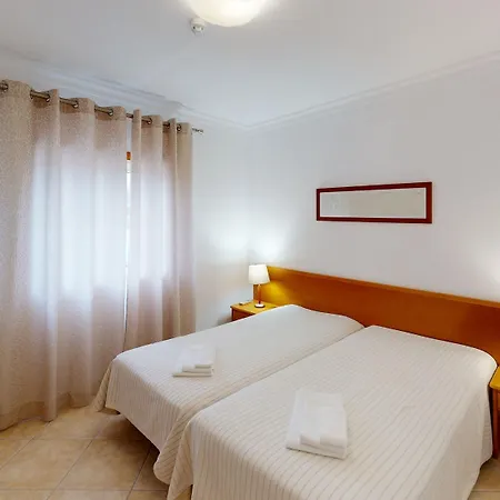 Praia Da Lota Apartments Apartment